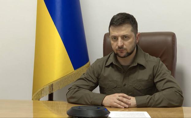 Zelenski dice que Ucrania no reducirá defensa y que invasión llega a su fin
