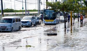 Alcaldía de Santo Domingo Este y el Grupo Ramos resolverán charco de la Charles de Gaulle