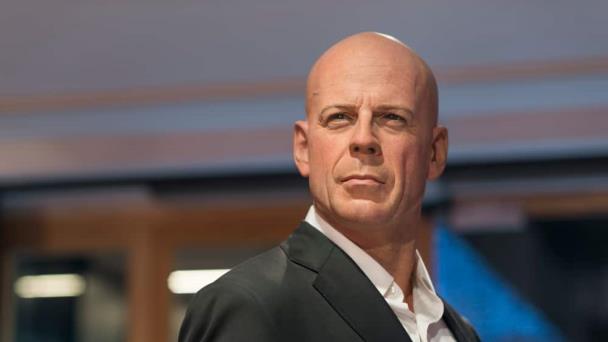 Bruce Willis reaparece en público tras su diagnóstico de demencia frontotemporal