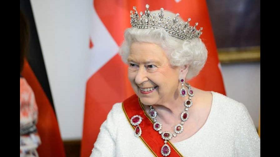 Isabel II agradece la plantación de árboles por los 70 años de su reinado