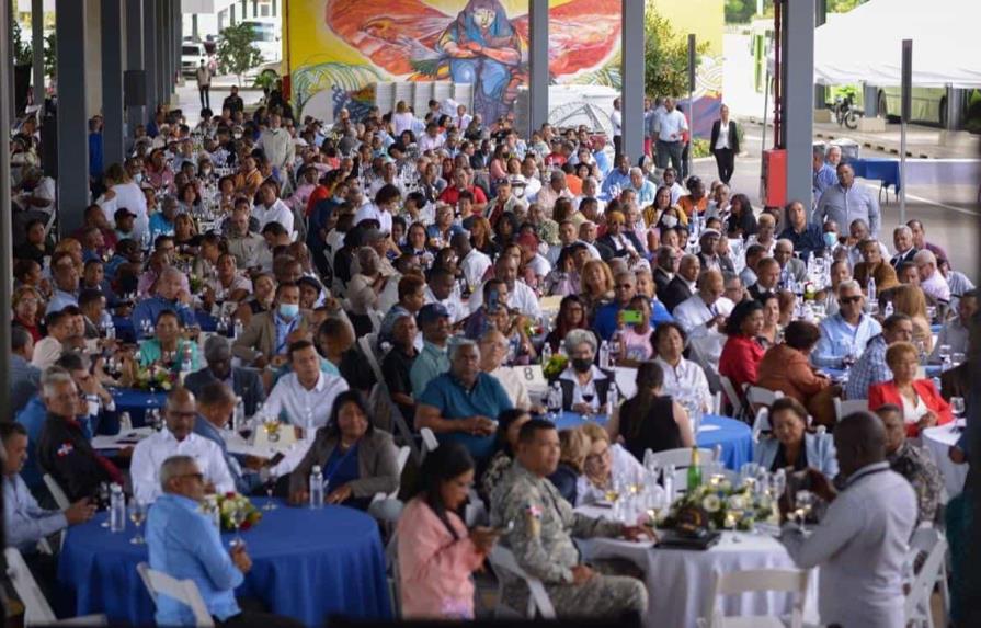 Alcalde Manuel Jiménez celebra el Día de las Juntas de Vecinos