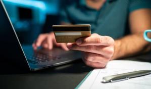 Empleada se transfiere un millón de pesos de la cuenta de su jefa