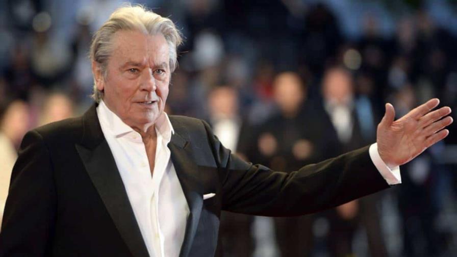 Actor Alain Delon solicita la eutanasia y se despide de su público