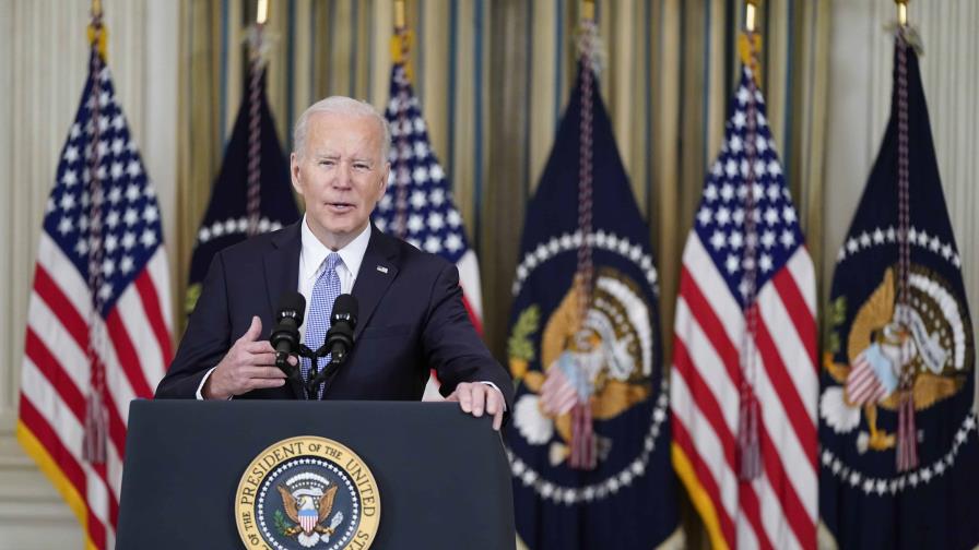Biden asegura que más de 30 países recurrirán a sus reservas estratégicas de petróleo