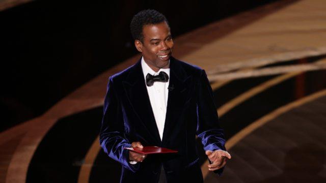 Productor del Oscar afirma Chris Rock insistió en no presentar cargos contra Will Smith