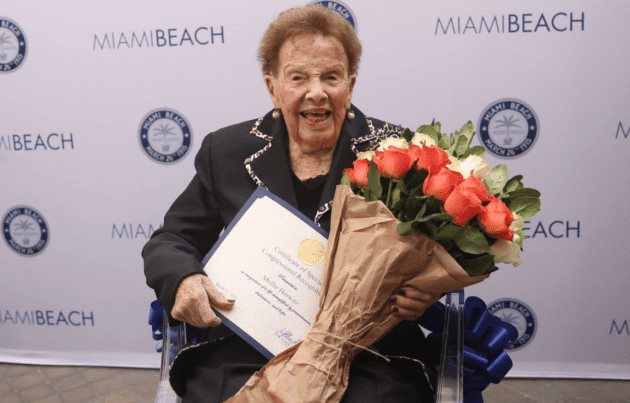 La mente es todo, dice a los 106 años una mujer que se salvó del Holocausto