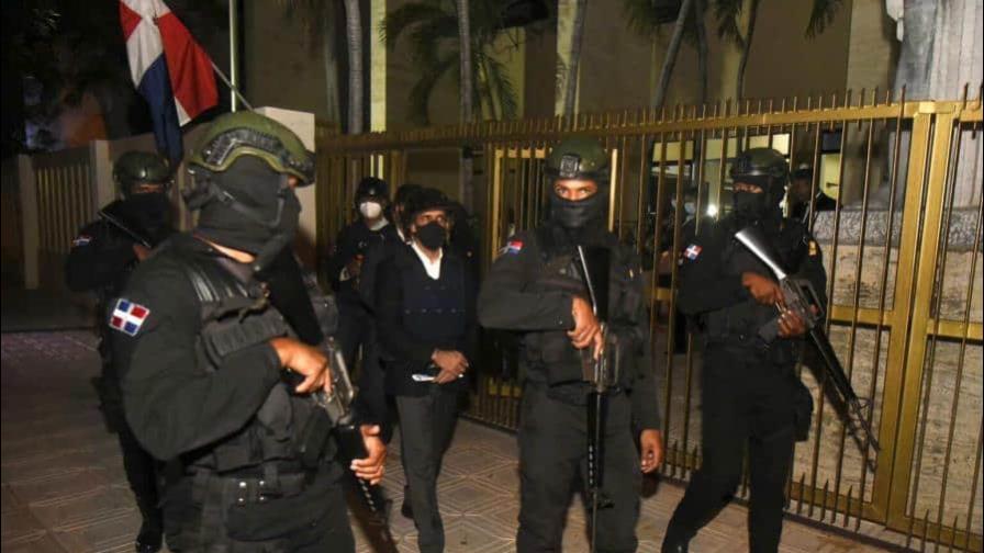 A tres del caso Coral 5G le varían coerción; general Torres Robiou seguirá en la cárcel A tres del caso Coral 5G le varían coerción; general Torres Robiou seguirá en la cárcel