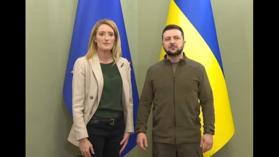 La presidenta del Parlamento Europeo se reúne con Zelenski y afirma ayudará Ucrania ingresar en UE