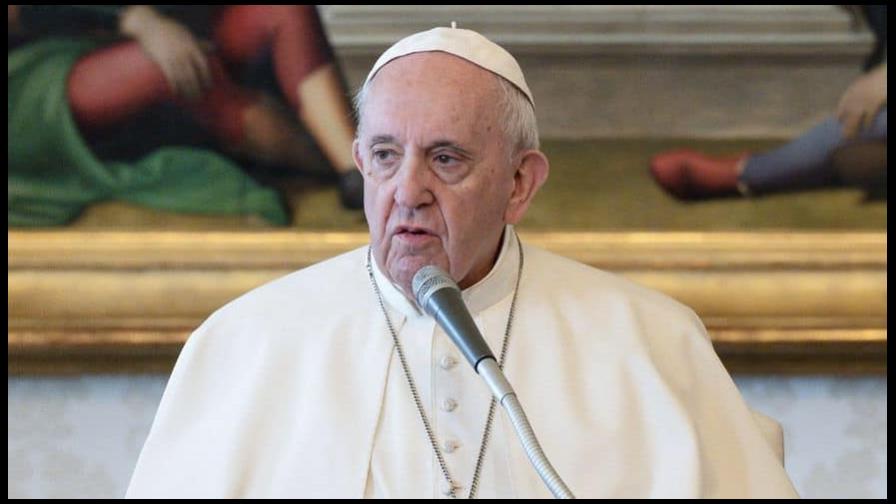 El papa no descarta ir a Kiev y habla del riesgo de una guerra fría ampliada