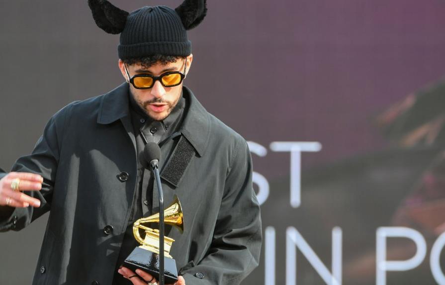 Bad Bunny gana el premio Grammy al mejor álbum de música urbana