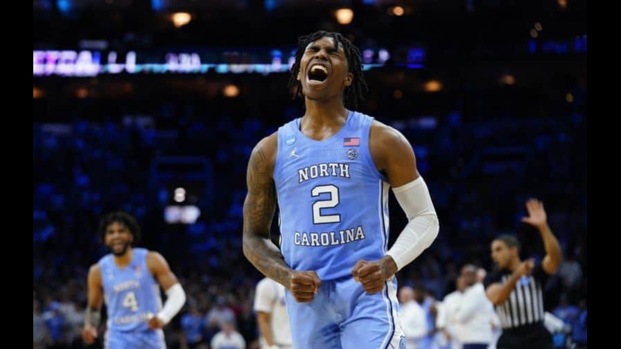 Kansas y North Carolina llegan al partido final de la NCAA