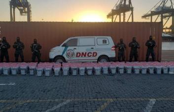 Ocupan más de una tonelada de posible cocaína en Puerto Caucedo