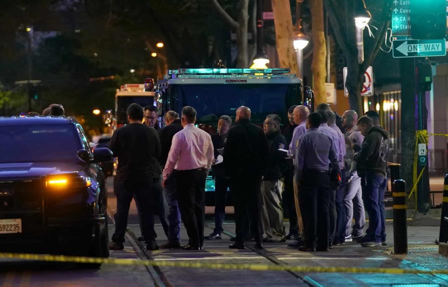 Buscan  sospechoso de tiroteo que dejó seis muertos y diez heridos en Sacramento, California