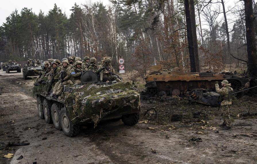 Hallan 410 cadáveres de civiles en sector cercano a Kiev retomado por militares ucranianos