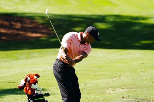 Tiger Woods llega al Masters de Augusta, pero no está seguro si jugará
