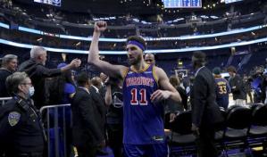Warriors remontan ante Jazz y están en playoffs