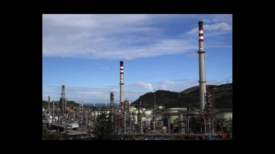 Petróleo de Texas sube 2.3 % y cierra en US$122.11 el barril Petróleo de Texas sube 2.3 % y cierra en US$122.11 el barril