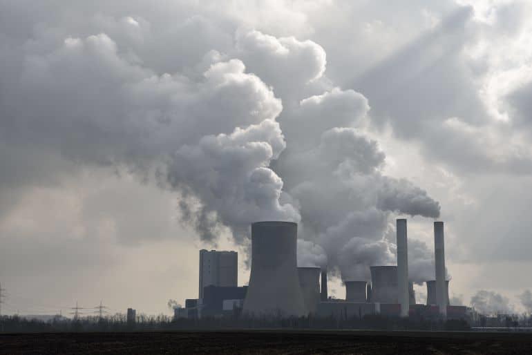 El mundo debe frenar emisiones de CO2 en 2025 para que el futuro sea viable