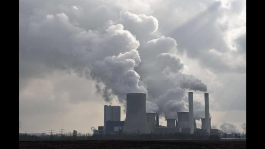 El mundo debe frenar emisiones de CO2 en 2025 para que el futuro sea viable