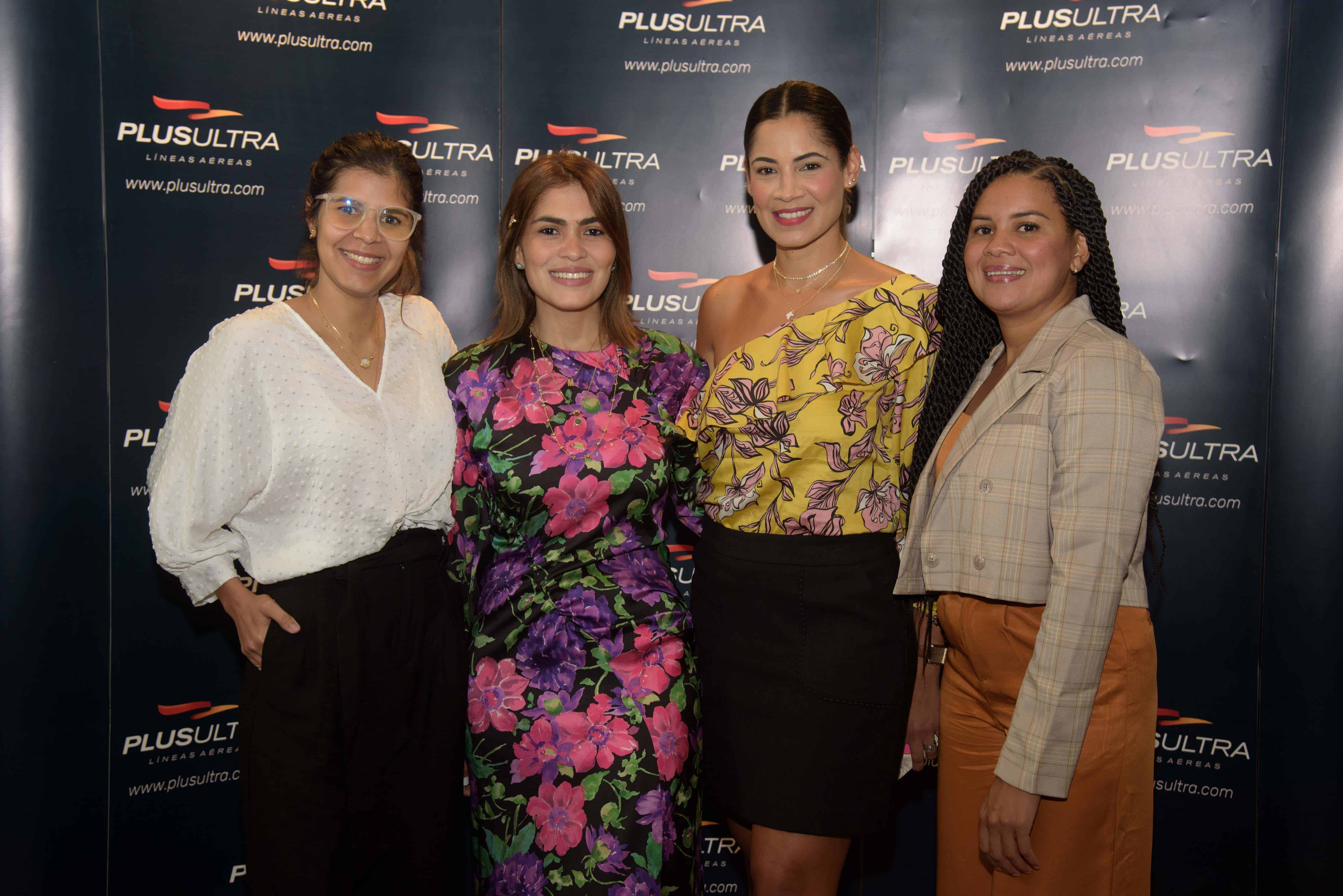 Alejandra Gil (@AlejateConAle),  María Isabel Contreras, Keila Rodríguez y Vanessa Espinal. 