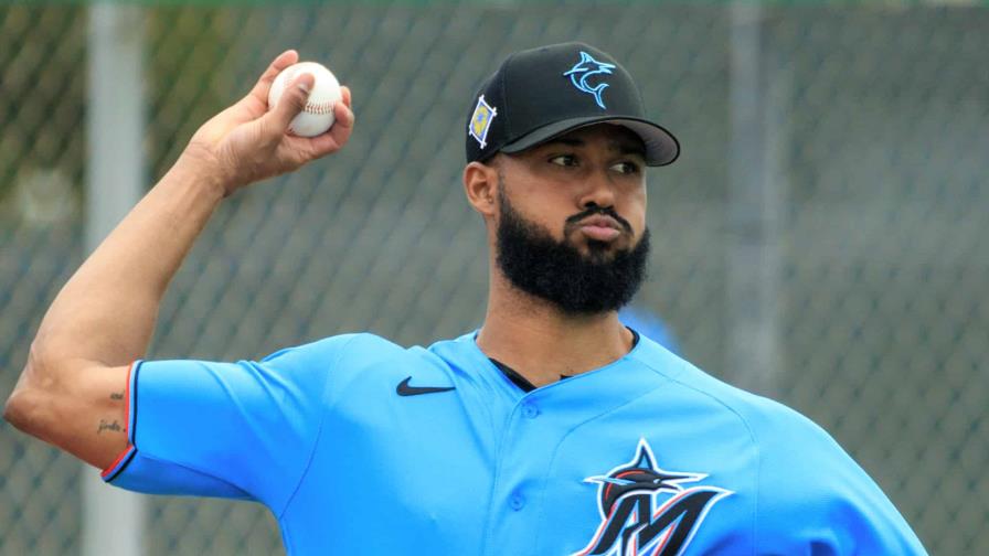 El marlín nada mar adentro, los de Miami al mar del sótano