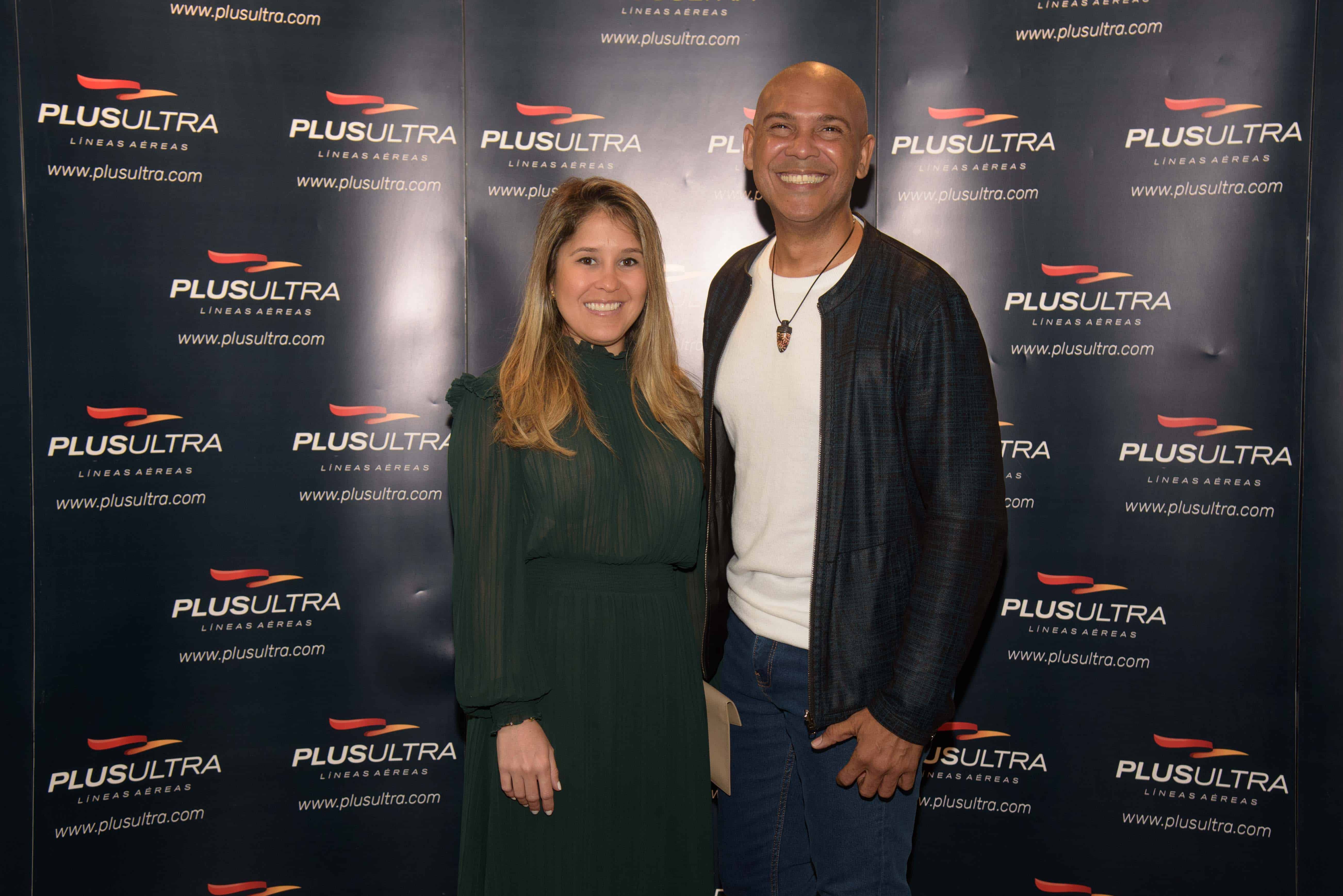 Carla Valeriano y Salvador Batista. 
