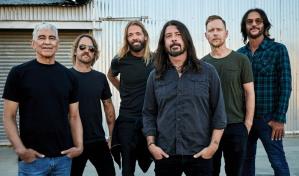 Foo Fighters gana tres Grammy una semana después de la muerte de su baterista