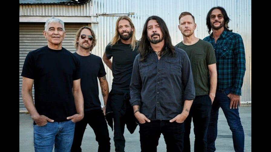Foo Fighters gana tres Grammy una semana después de la muerte de su baterista