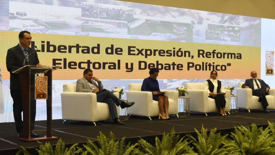 Falta de coordinación afecta reuniones en mesas temáticas de las reformas Falta de coordinación afecta reuniones en mesas temáticas de las reformas