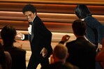 El pasito de baile de Bruno Mars al ganar el Grammy que se volvi&oacute; viral