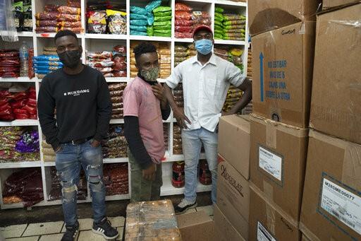 Haitianos en México enfrentan retos para rehacer su vida