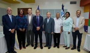El productor de televisi&oacute;n Iv&aacute;n Ruiz es juramentado como nuevo director de CERTV