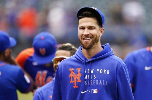 Dolencia de deGrom y Scherzer enredan planes de los Mets