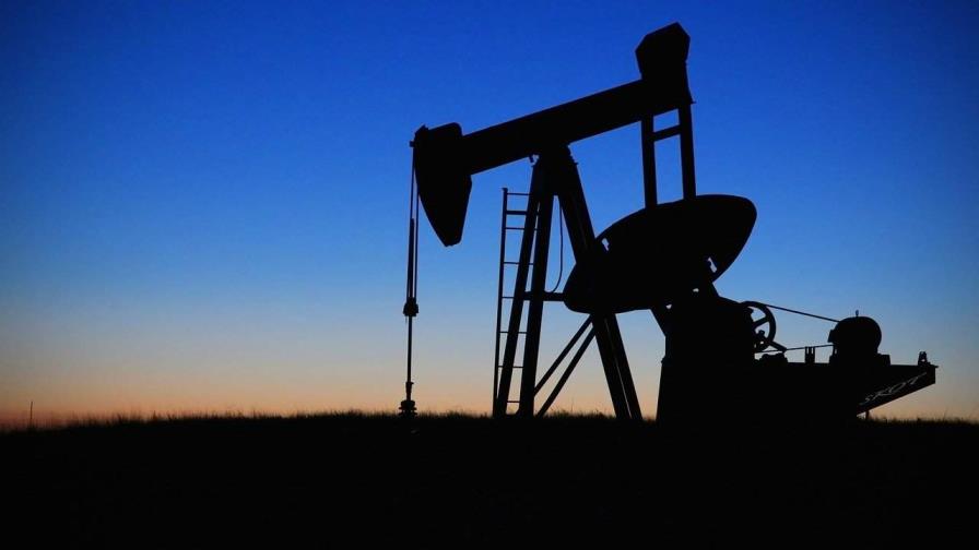 El petróleo Brent baja un 0.82 %, hasta 106.60 dólares El petróleo Brent baja un 0.82 %, hasta 106.60 dólares