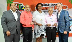 El Festival Deportivo Hato Mayor anuncia premios y reconoce homenajeados