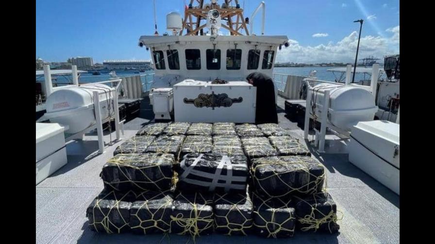 La Guardia Costera incauta 1,000 kilogramos de cocaína cerca de Puerto Rico