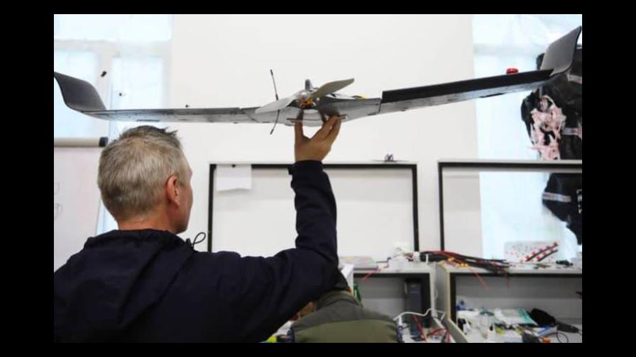 Soldados ucranianos reciben entrenamiento en EEUU para usar drones armados