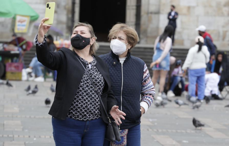 España retira las mascarillas obligatorias en interiores desde el 20 de abril