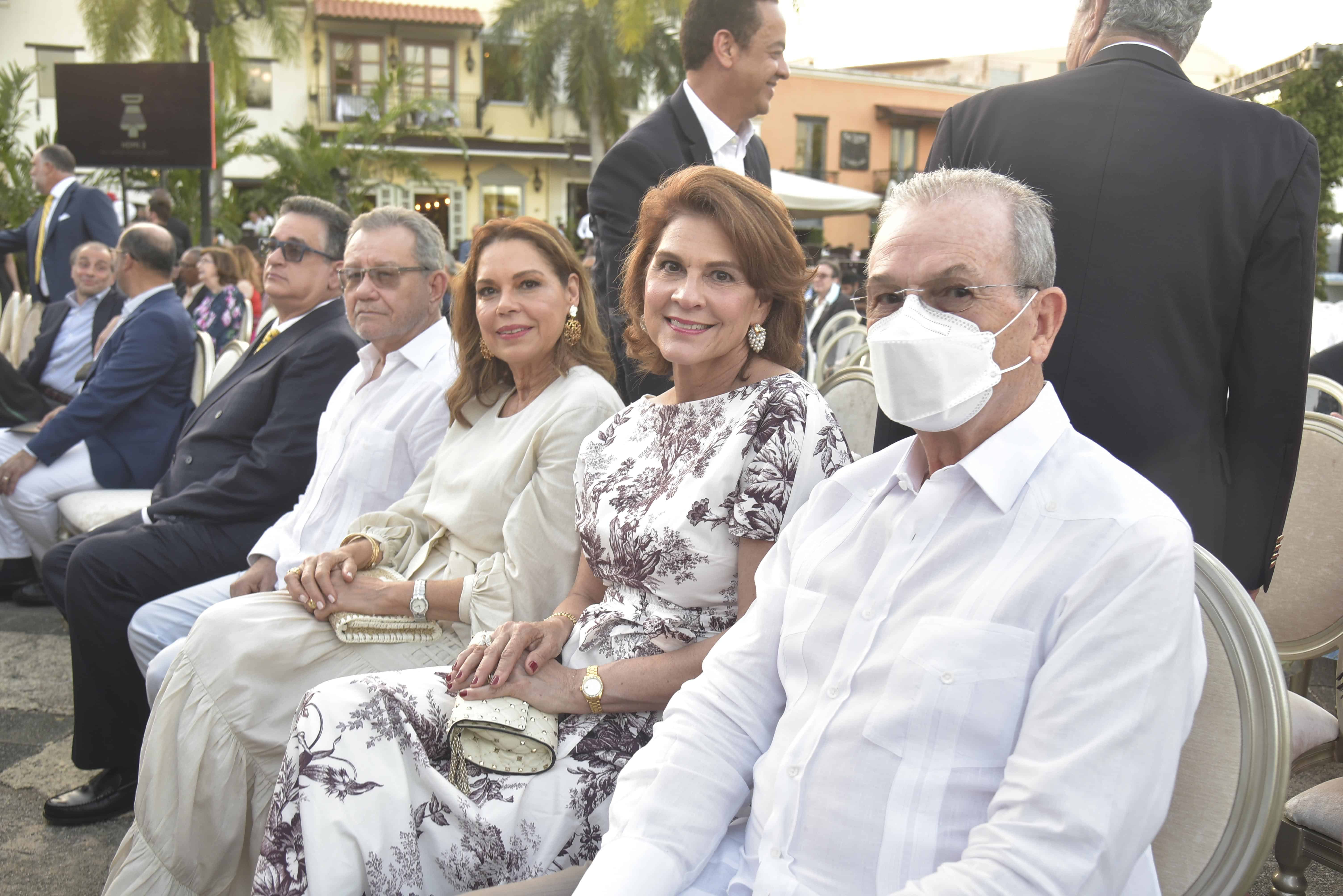 Emery Ortega, Clidia de Ortega, Margarita de Tavarez y Manuel Tavarez.