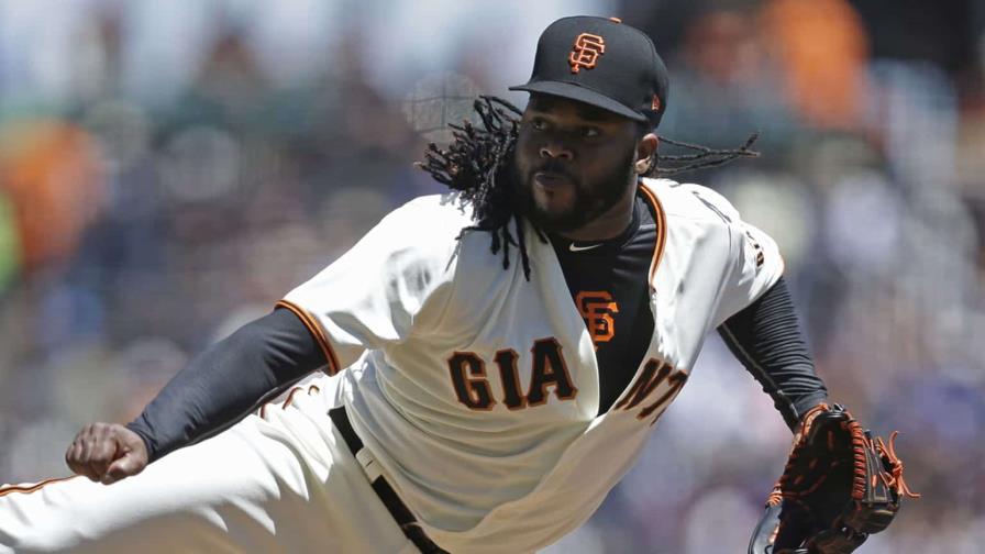 Johnny Cueto en la élite de los lanzadores dominicanos Johnny Cueto en la élite de los lanzadores dominicanos