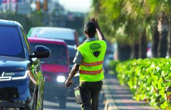 Proyecto propone impartir clases de seguridad vial en escuelas - Diario  Libre