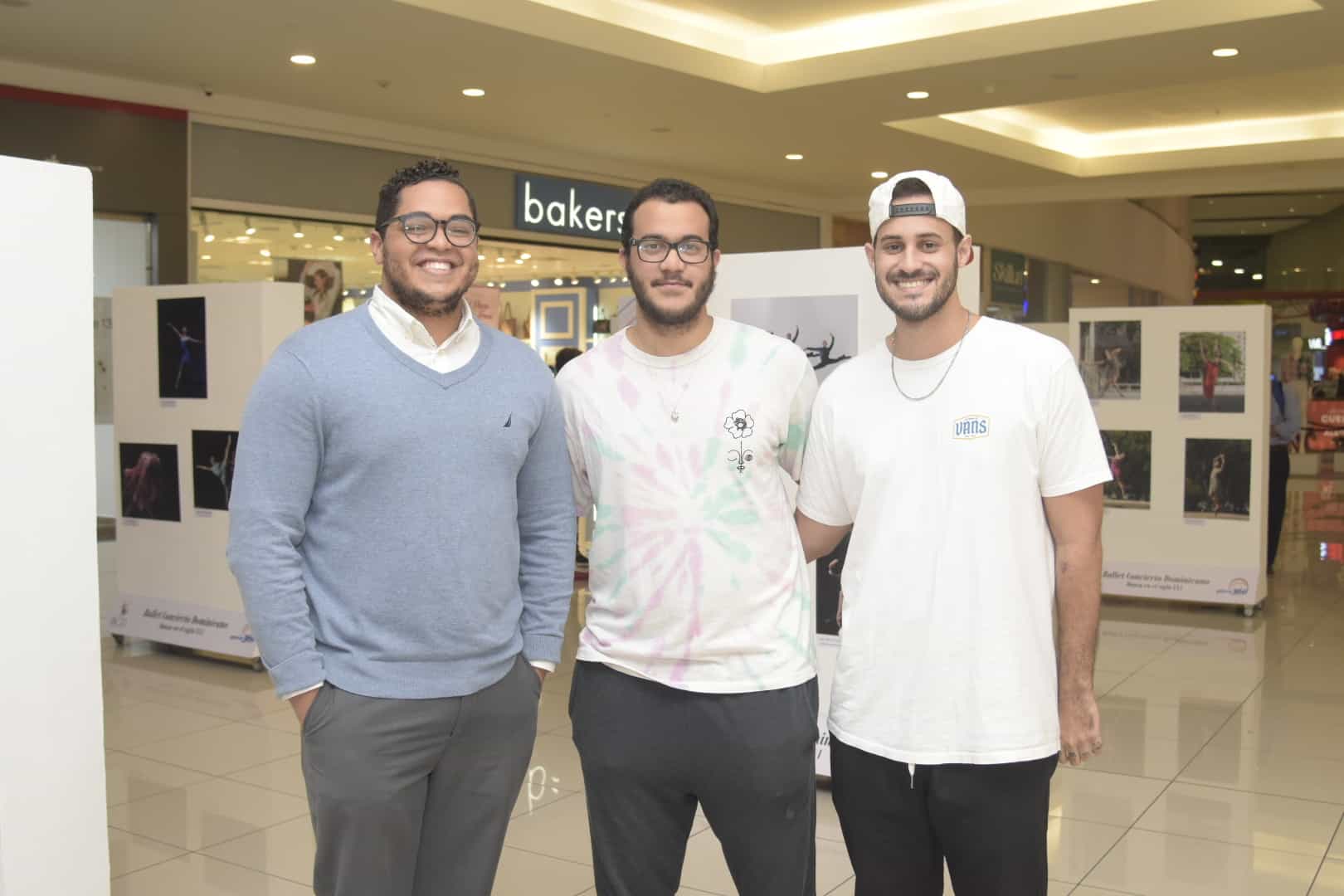 Oliver Martínez, Bryan Reyes y Tomás de León.