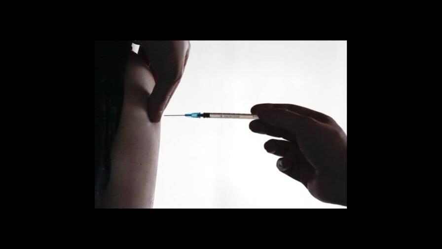 Europeos dicen que es prematuro ponderar cuarta dosis de vacuna