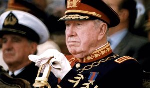 Un tribunal de Chile condena a ocho agentes de la dictadura de Pinochet