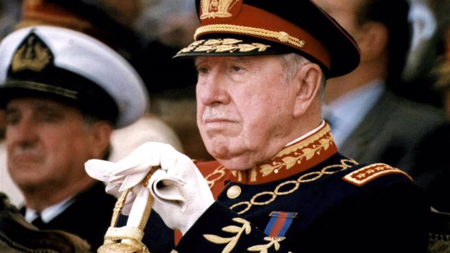 Un tribunal de Chile condena a ocho agentes de la dictadura de Pinochet