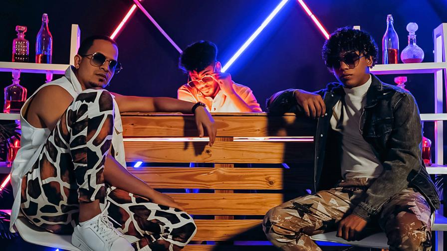 Grupo Extra estrenó “Beberé” en todas las plataformas de música digital Grupo Extra estrenó “Beberé” en todas las plataformas de música digital