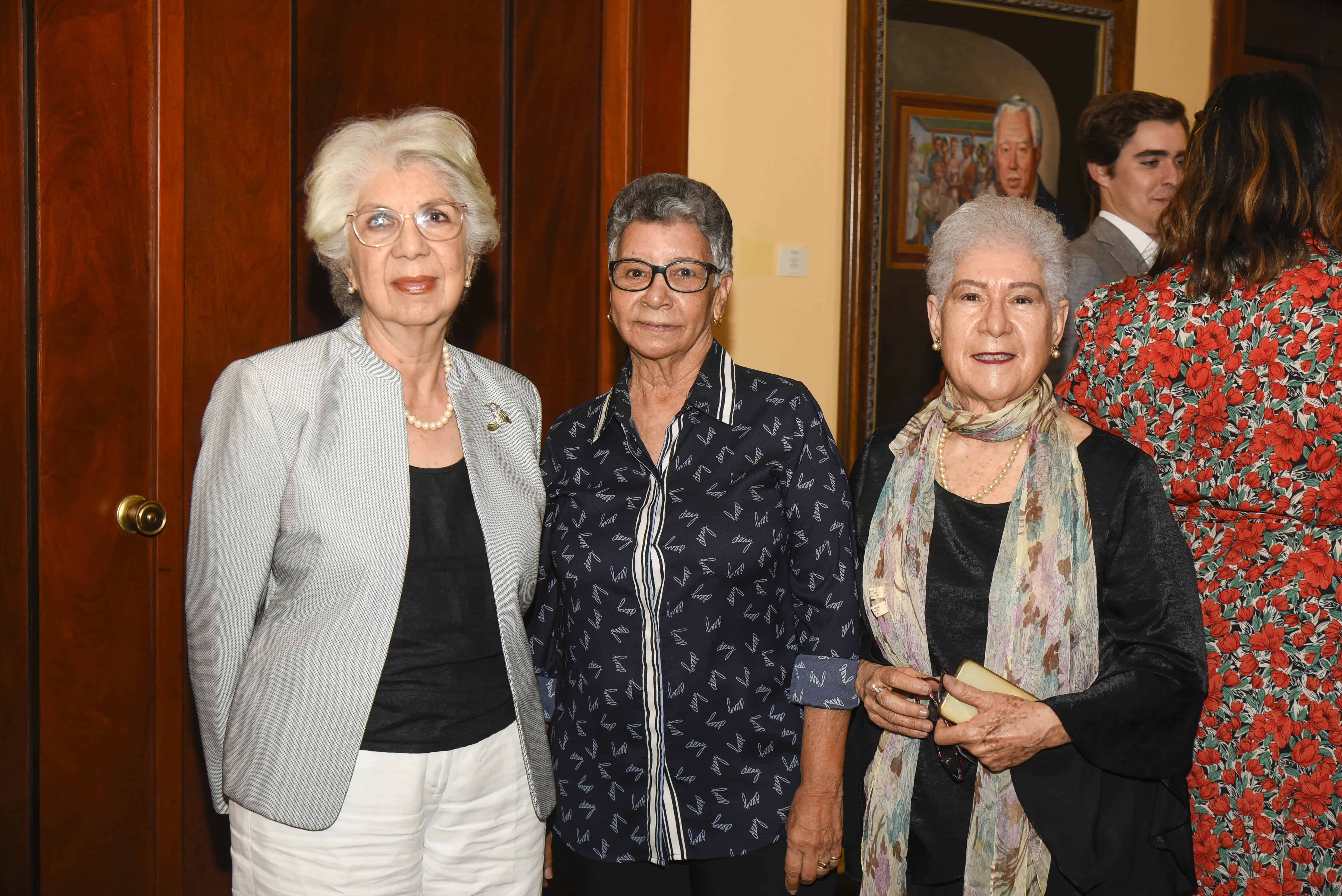 Asia de Azar, Mayra Johson y Myra  Guerrero.