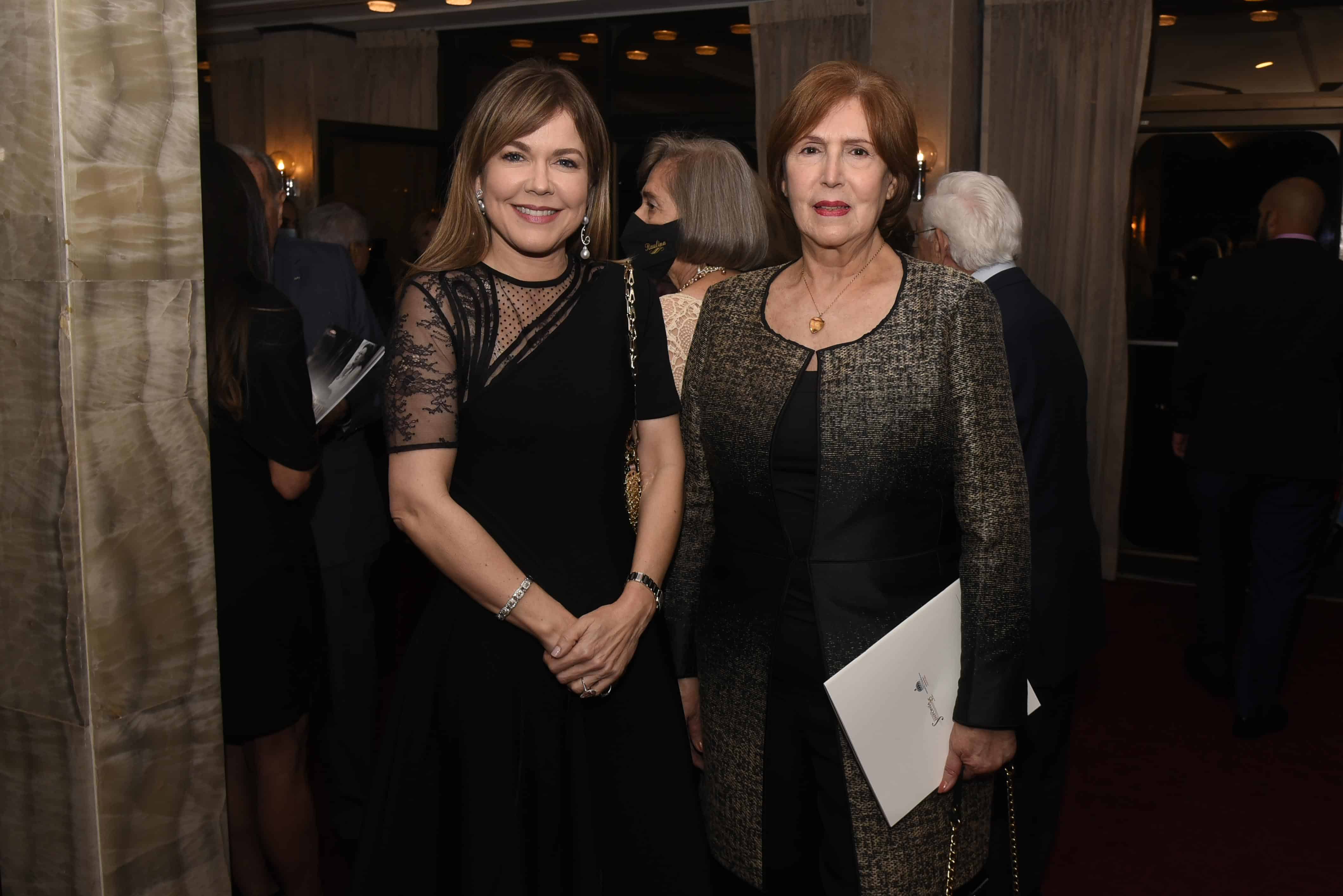 Carmen Heredia y Ana Corripio.
