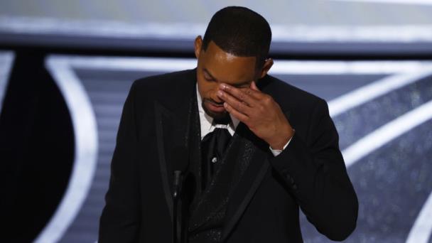 Will Smith estaría en rehabilitación por estrés tras bofetada en los Oscar
