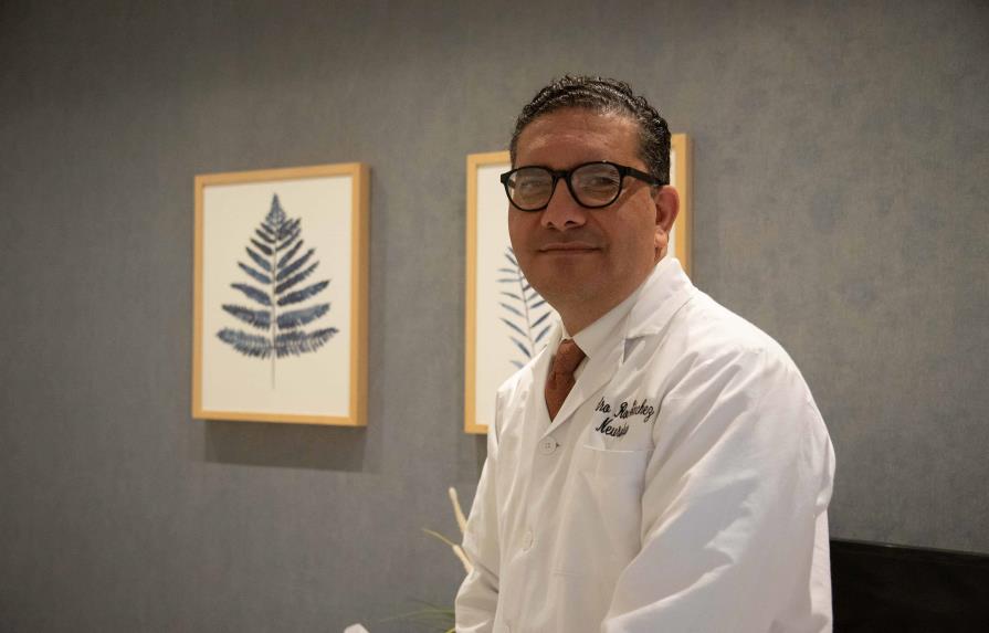 Dr. Pedro Roa: “Los hombres tienen mayor probabilidad de sufrir el Mal de Parkinson que las mujeres”